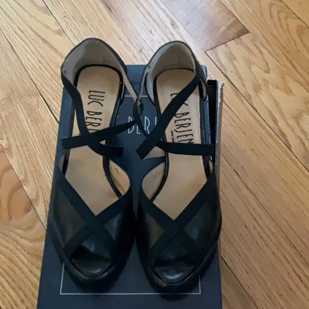 Women’s Luc Berjen Platform Sandals